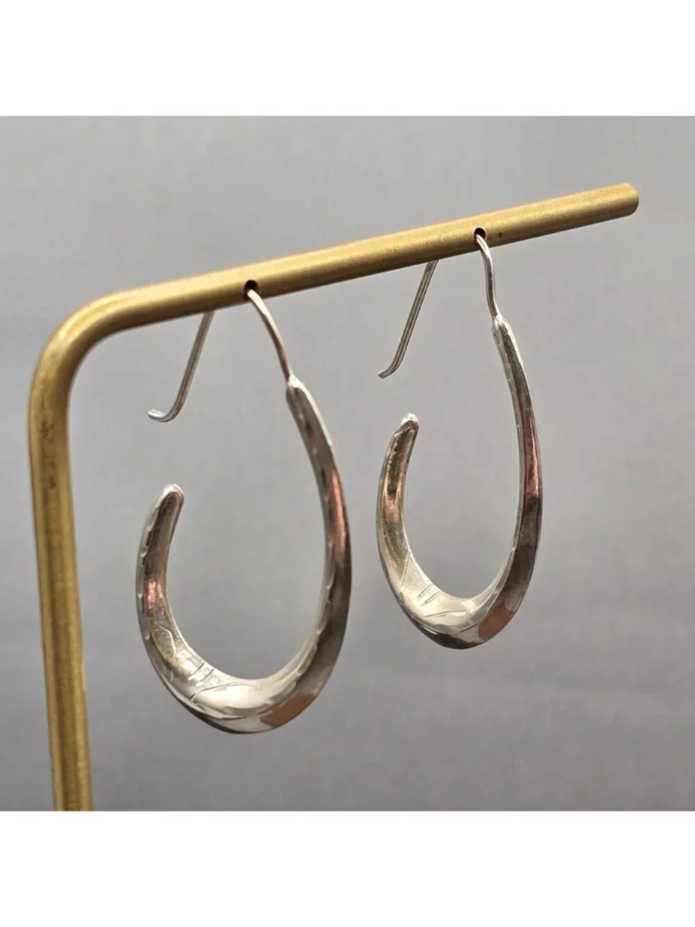 Vintage Sterling Silver Etched J Hoop Earrings Puffy Tapered Dangle 1.25" - Picture 10 of 11
